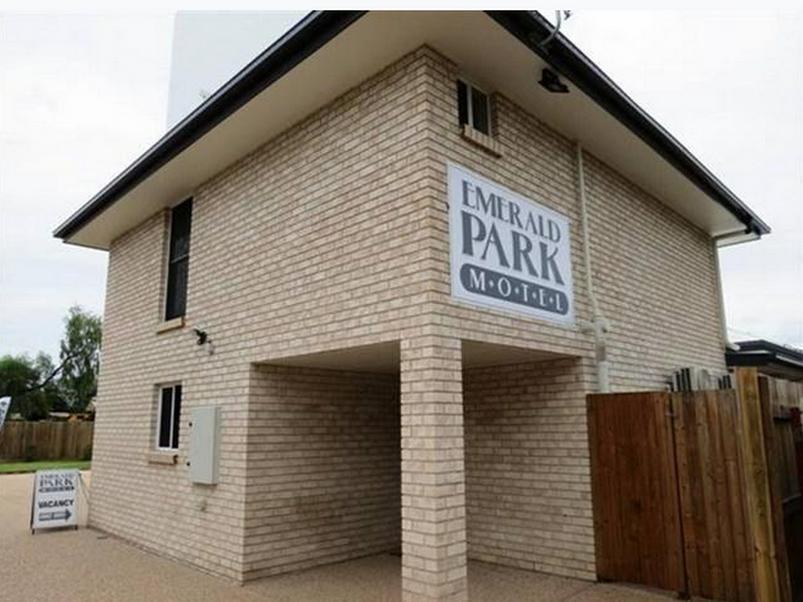 Emerald Park Motel Ngoại thất bức ảnh